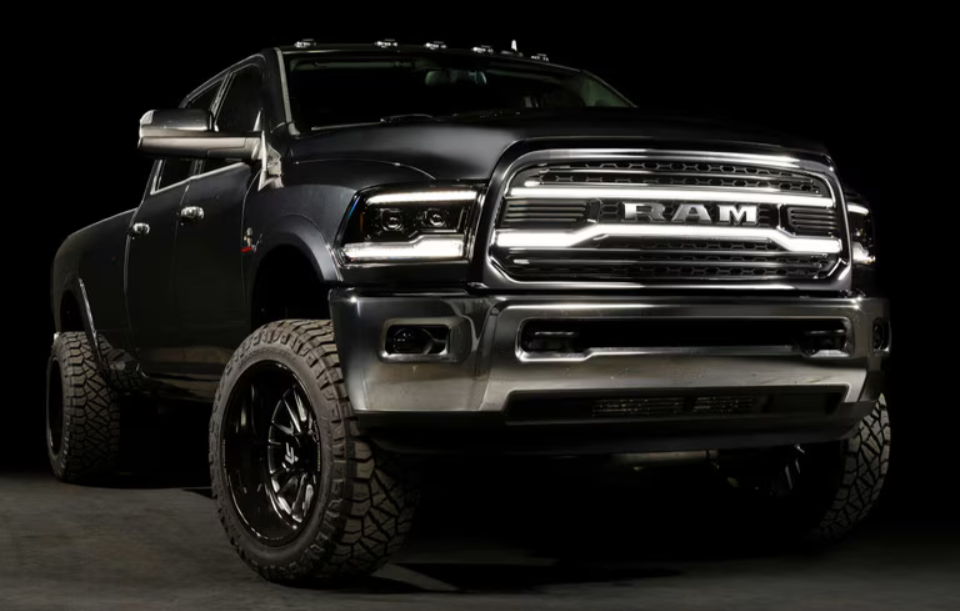 XBG LED Grille | Ram HD - LynXautoinnovate™️